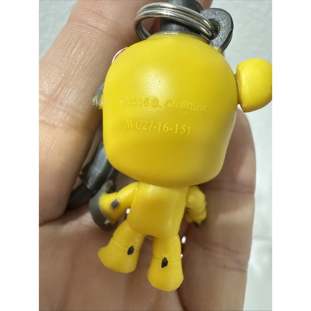 Five Nights At Freddy's Character Backpack Clips Keychain Golden Cupcake Nightma